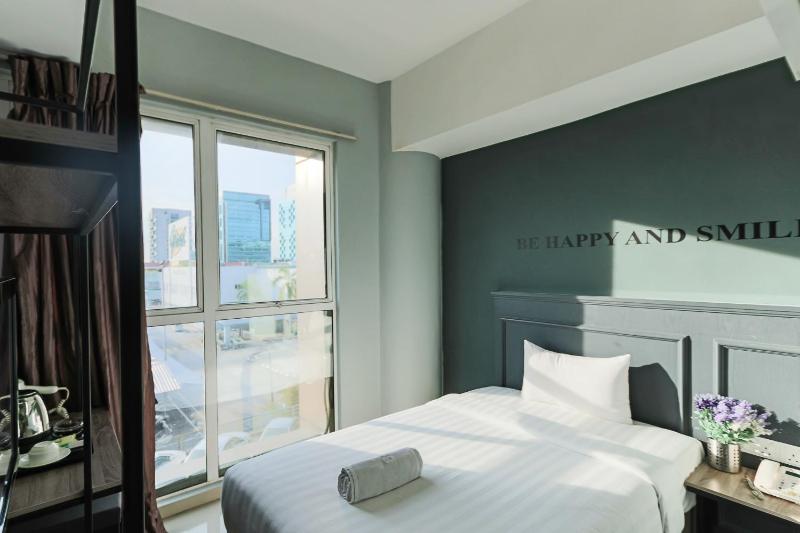 Deluxe Single Room image 2