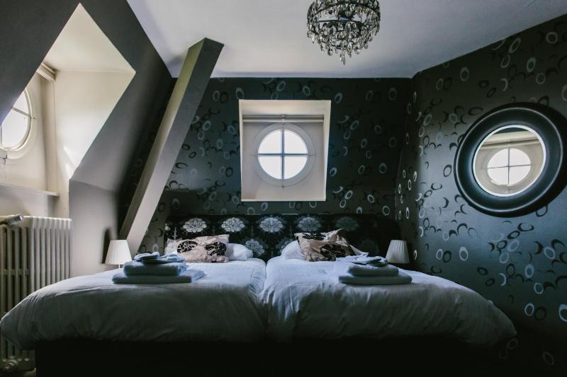 Deluxe Double Room image 2