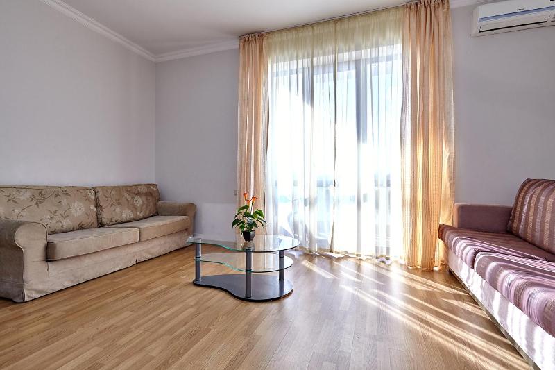 Two-Bedroom Suite image 3
