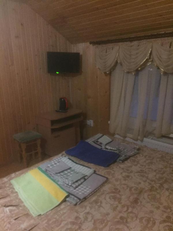 Standard Double Room image 4