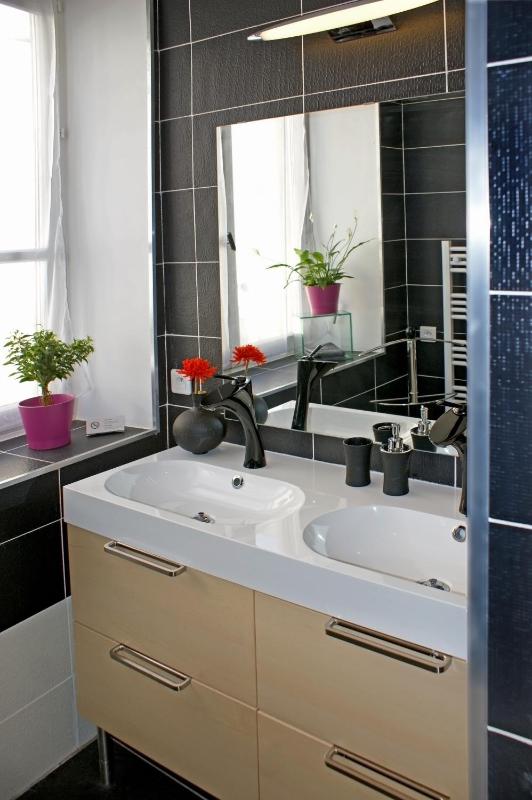Lyon City Home's Bed & Breakfast - image 20