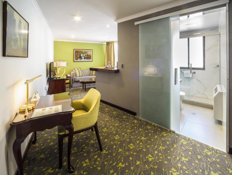 Ritz Apart Hotel - image 5