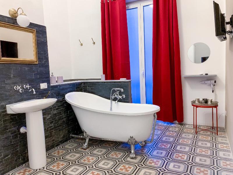 Suite image 3