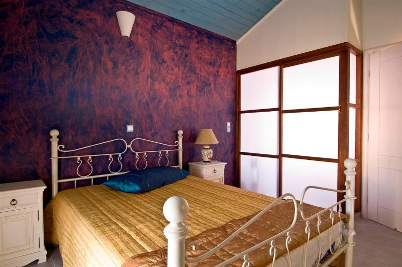 Three-Bedroom Villa image 3