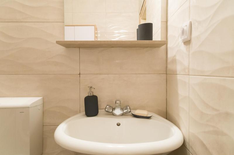 Apartment image 4