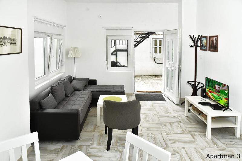 Vajda Apartments - image 11
