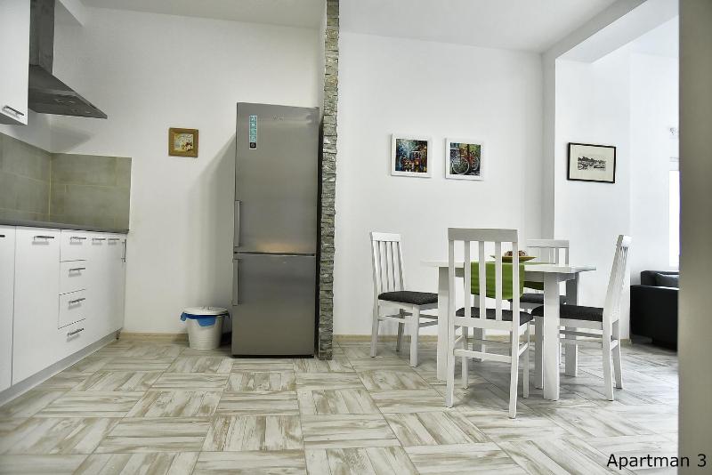 Vajda Apartments - image 4