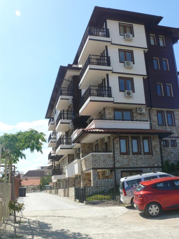 Complex Kentavar - Free Fast WiFi - image 9