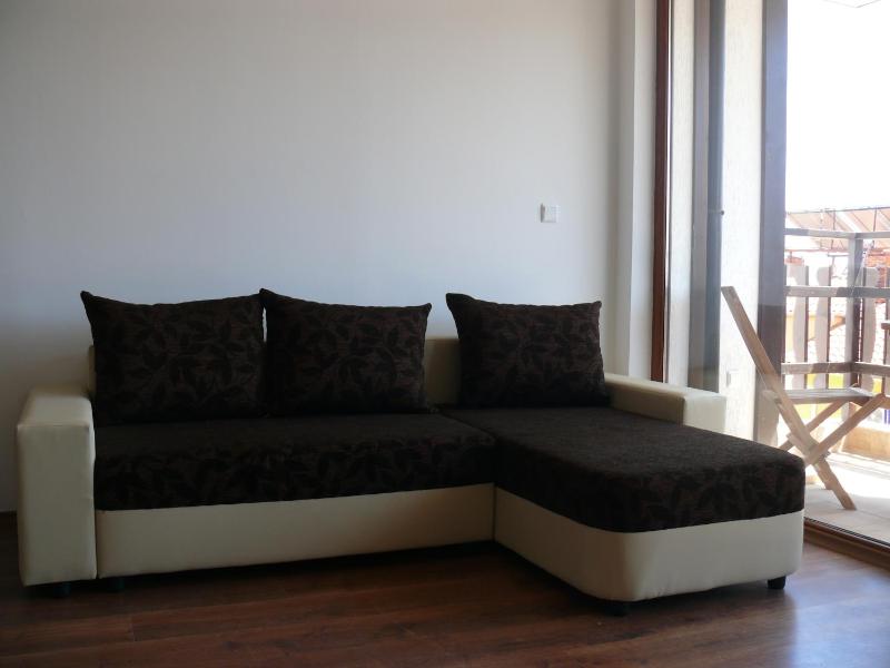 Complex Kentavar - Free Fast WiFi - image 7