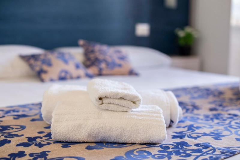 Elisir Suite Rooms by Marino Tourist - image 14