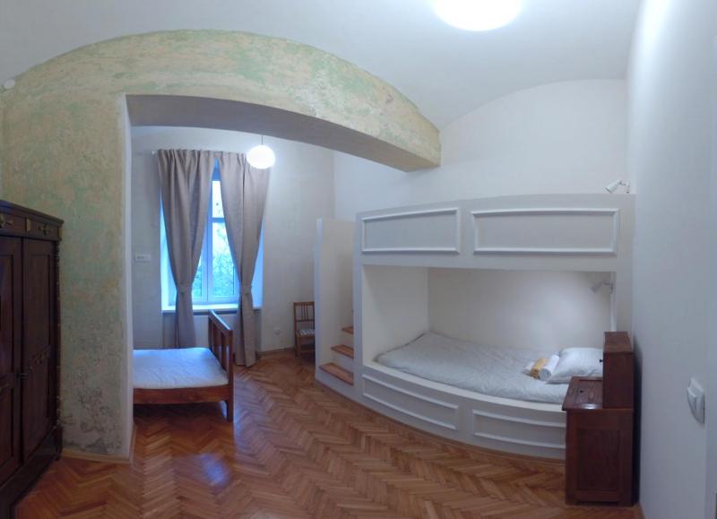 Triple Room image 1