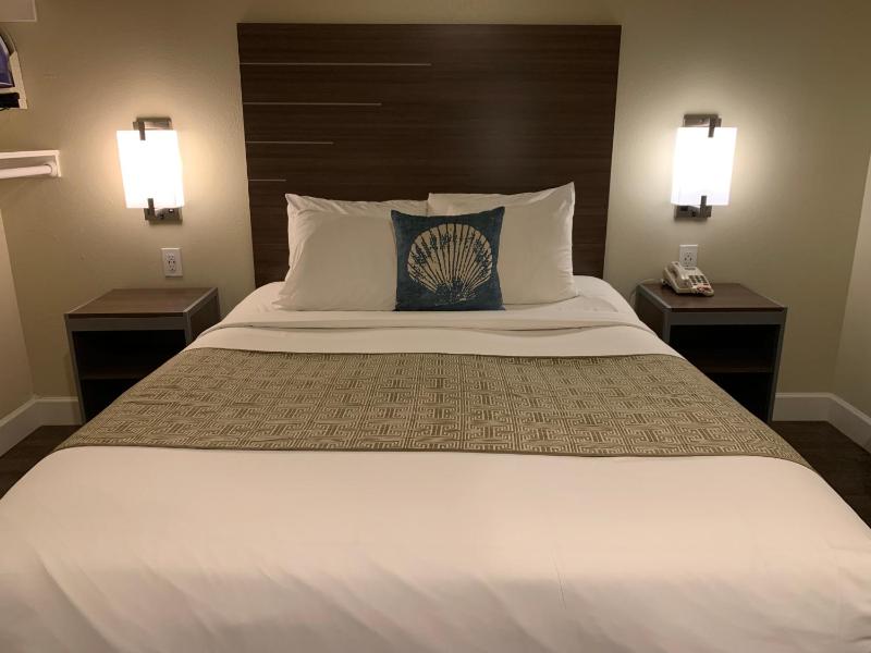 Queen Room - Disability Access