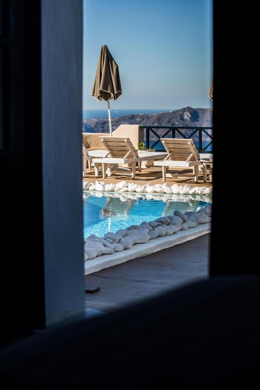 Double Room with Caldera View - No Private Balcony image 2