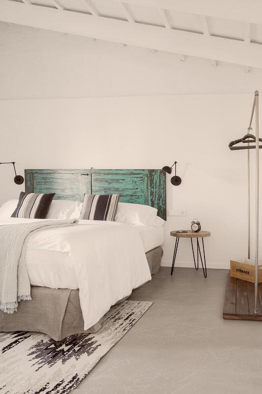 Smoix hotel - image 26