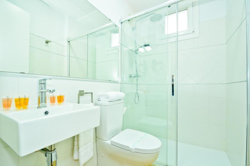 NineSuites - image 4
