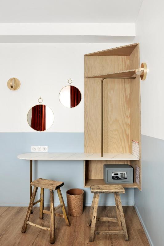 Deluxe Single Room image 1