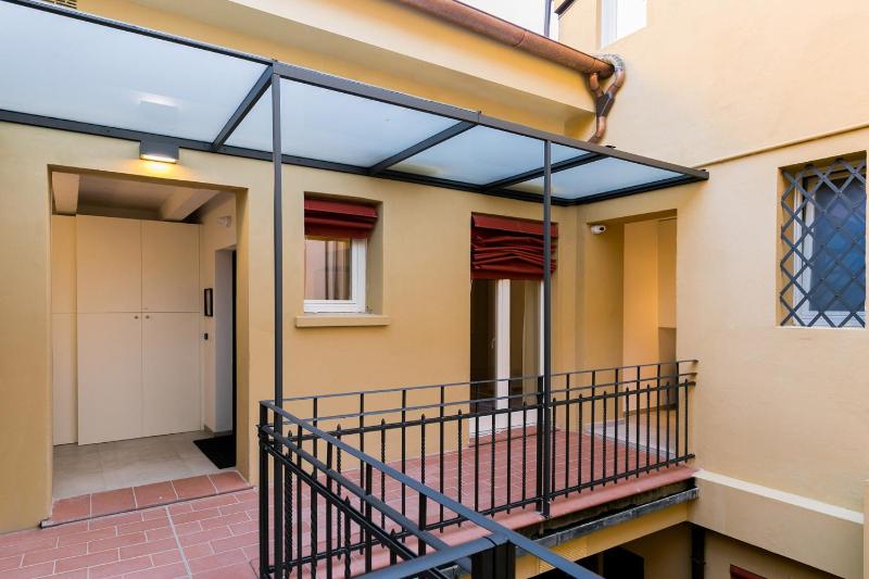 Apartment with Terrace image 2