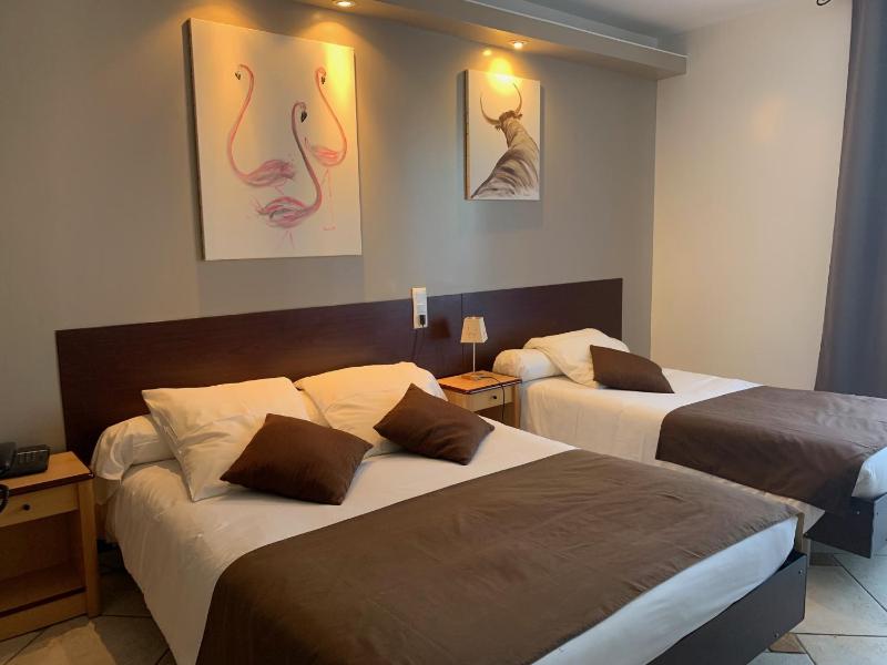 Triple Room image 1