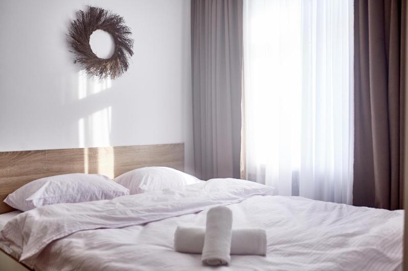 Apartment image 2