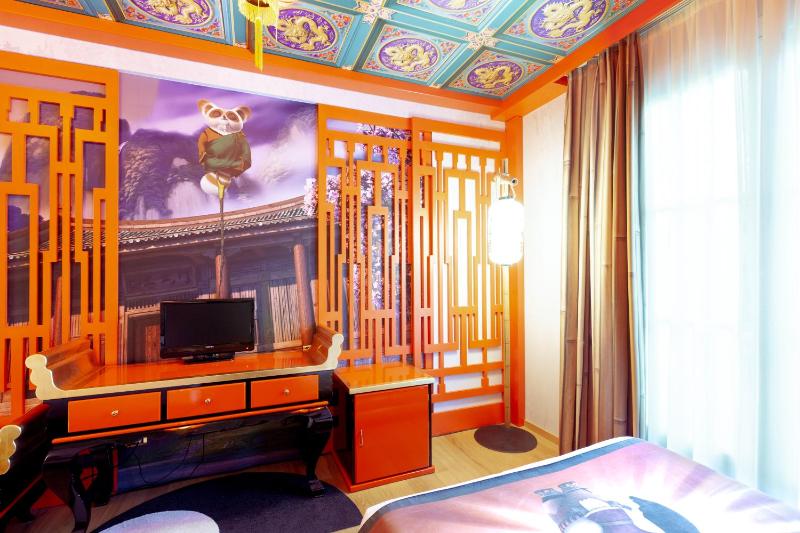 Roulette Themed Room B image 2