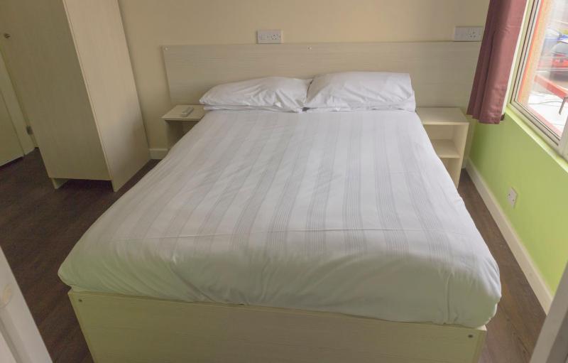 Double Room image 2