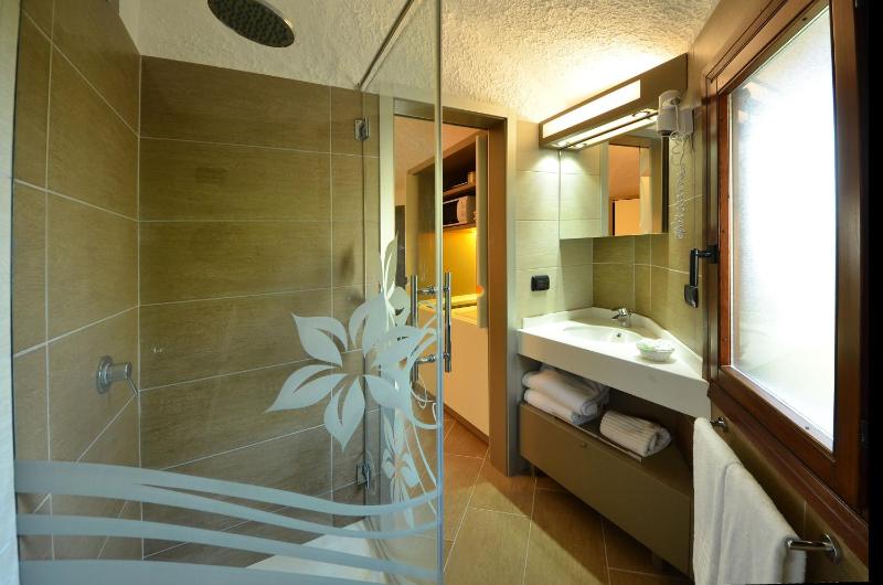 Calanica Resort - image 12