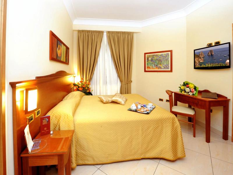 Double Room (1 Adult) image 3