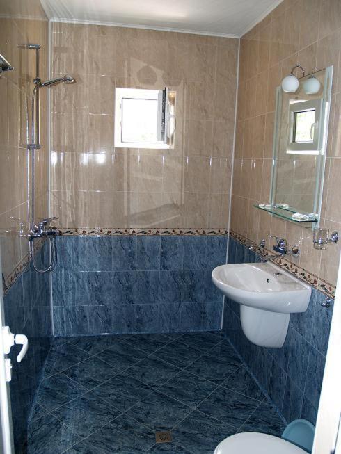 Four-Bedroom Villa image 2