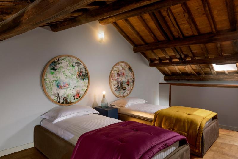Family Suite with Courtyard View image 3