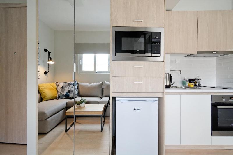 Studio Apartment image 4