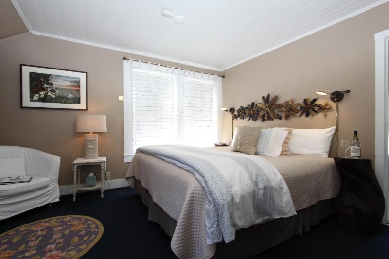 King Room with Sea View image 2