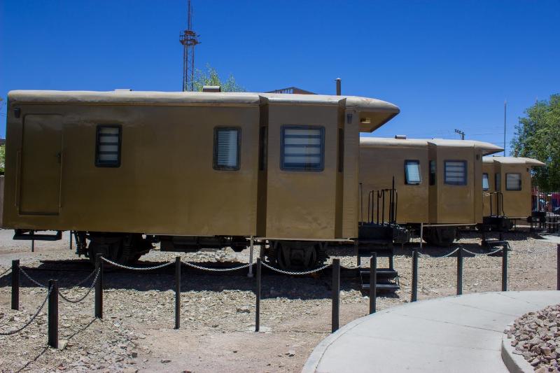 Onkel Inn Wagon Sleepbox Uyuni - image 1