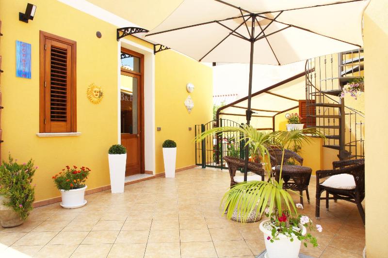 Coralia Bed & Breakfast - image 5