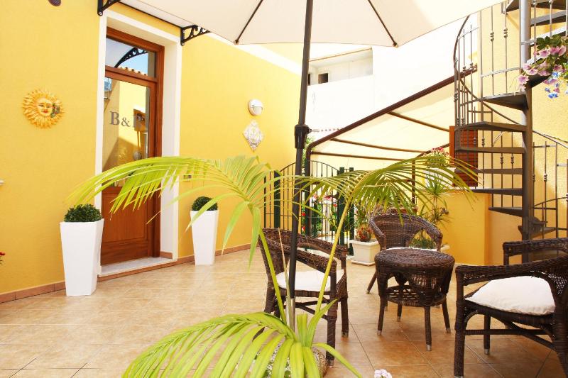 Coralia Bed & Breakfast - image 40