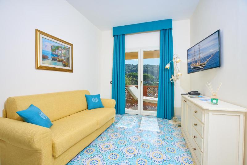 Junior Suite image 2
