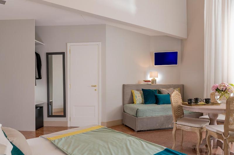 Junior Suite image 2