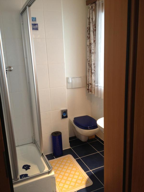 Double Room image 3
