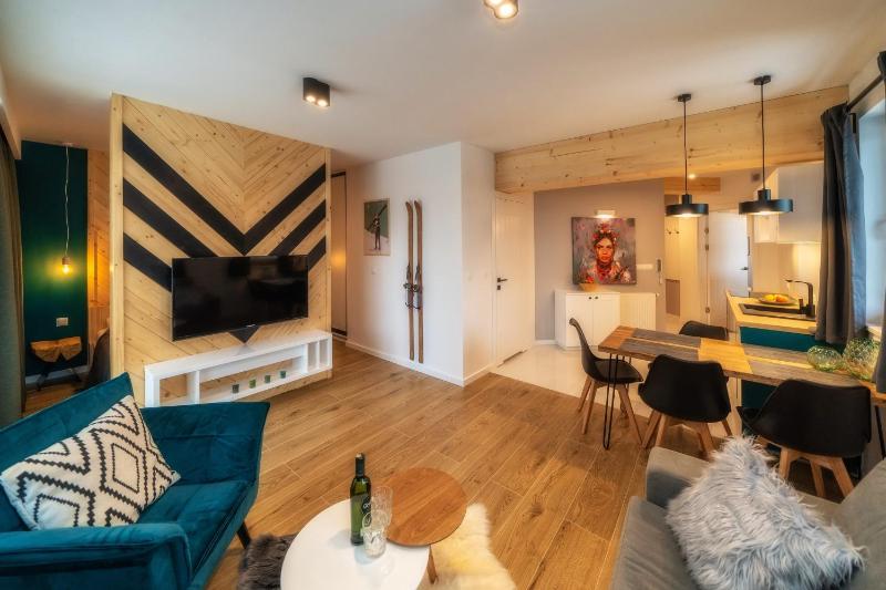 One-Bedroom Apartment with Balcony image 1
