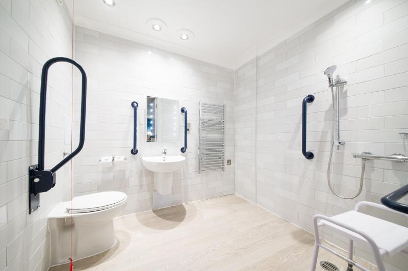 Double Room - Disability Access image 2