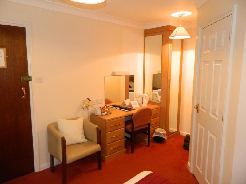 Double Room image 4