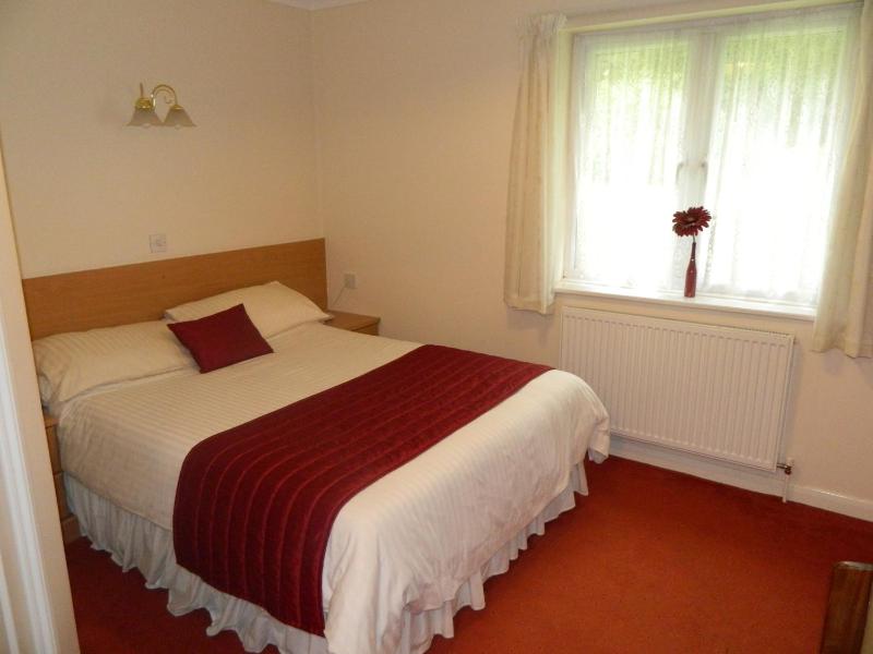 Double Room image 2