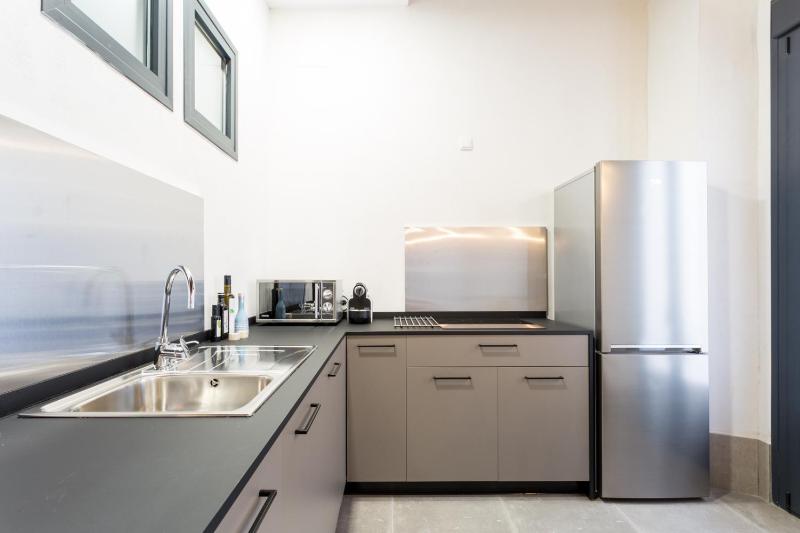 Oak & Sandstone Studio - Space Maison Apartments - image 10