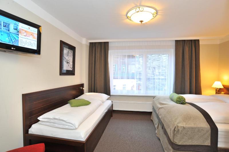 Triple Room image 3