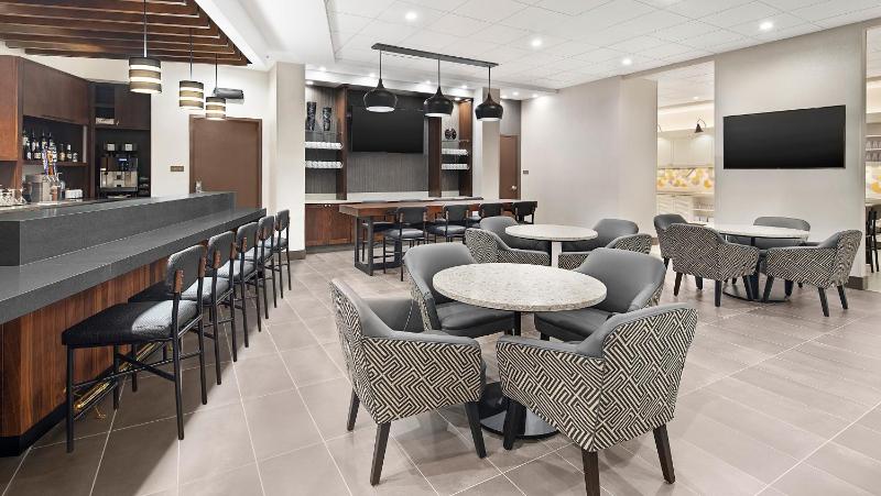 Hyatt Place Jacksonville / St. Johns Town Center - image 16