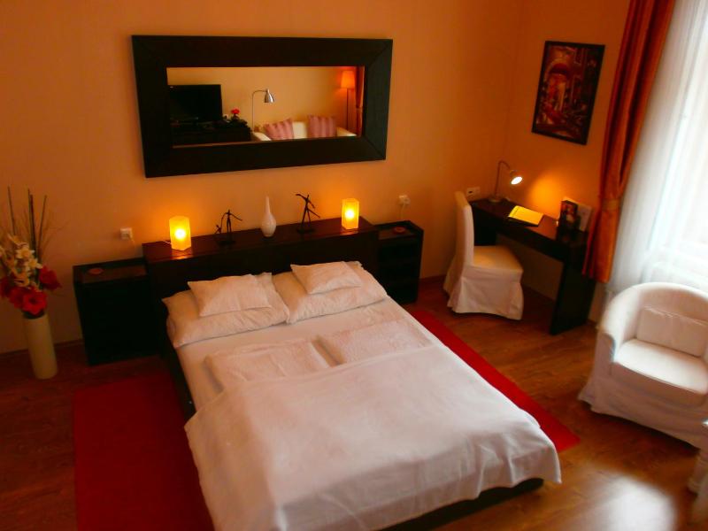 Connection Guesthouse - image 11