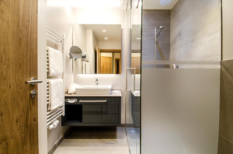 Apartment image 3