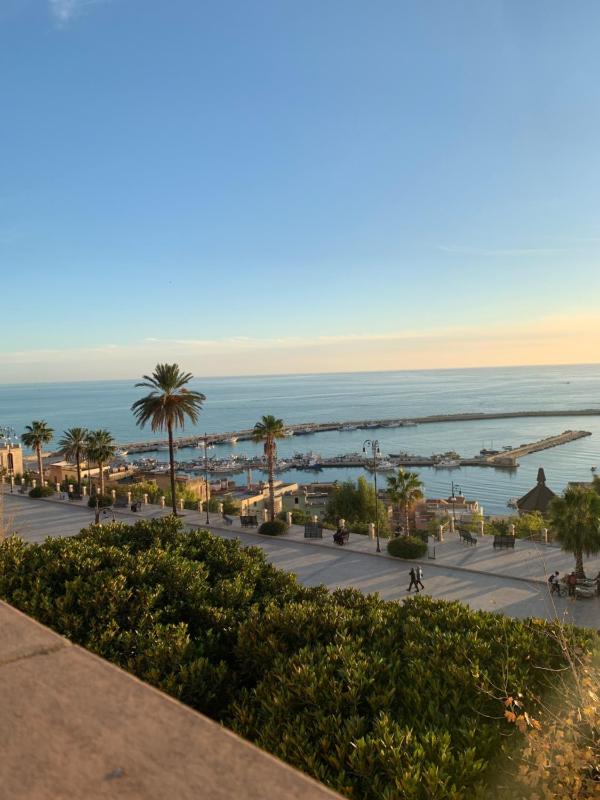 Deluxe Double Room with Sea View image 1