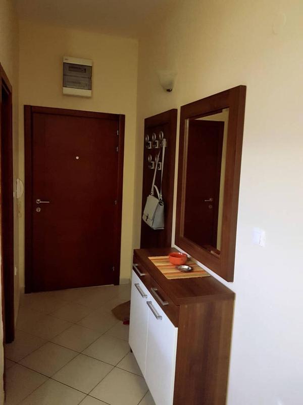 One-Bedroom Apartment image 1