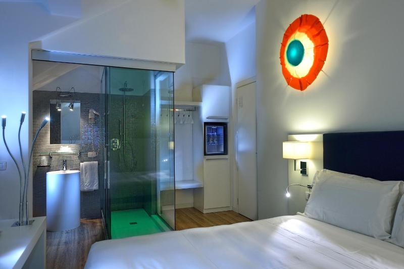 Superior Double Room image 1