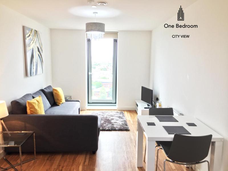 One-Bedroom Apartment image 3